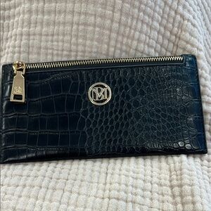 BADGLEY MISCHKA Wallet-Black Croc vegan leather-Excellent Used Condition